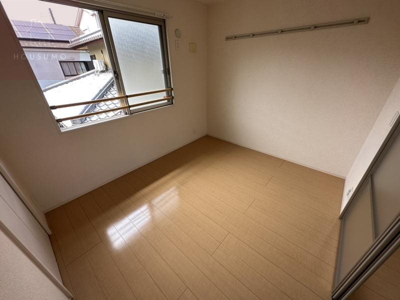 その他部屋・スペース　使い勝手のいい寝室です