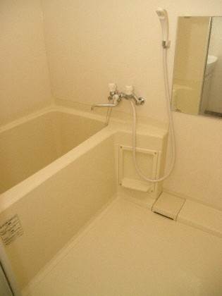 バス・シャワールーム　浴室