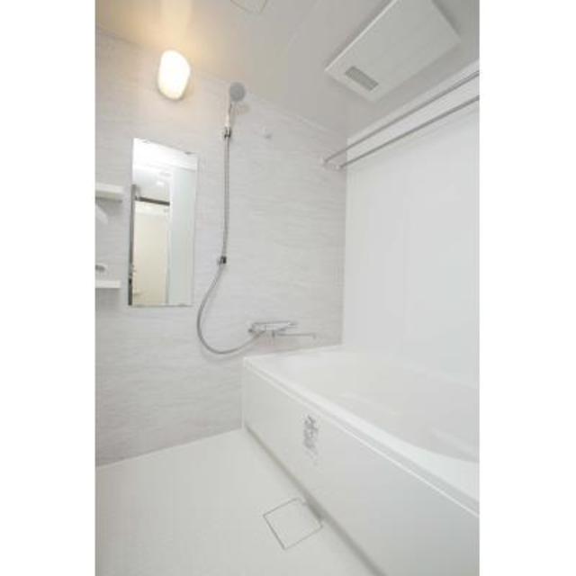 バス・シャワールーム　※写真は同タイプ住戸です。