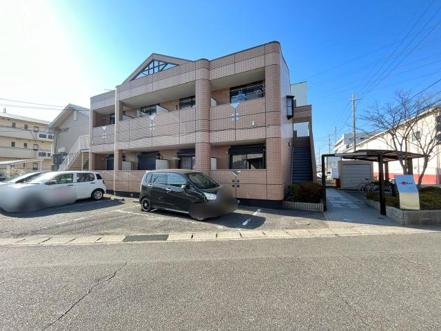 建物外観　外観写真（昼）