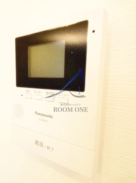 セキュリティ　モニター付きインターホンです。