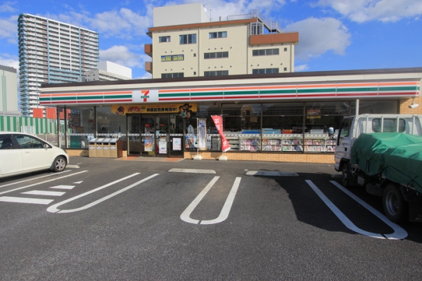 コンビニ　セブン-イレブン つくばみどりの店（コンビニ）まで500m