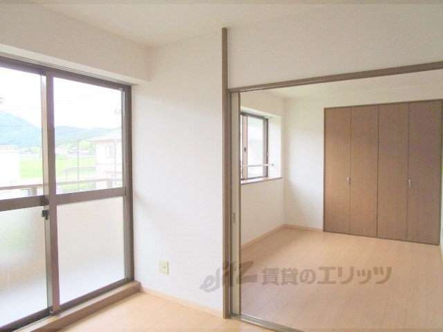 居室・リビング　居室