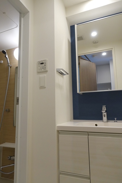 洗面設備　※写真は同タイプ住戸です。
