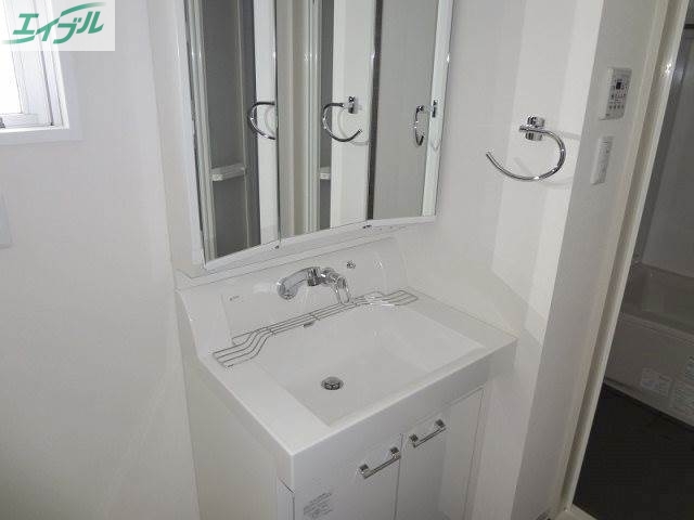 洗面設備　シャンプードレッサー