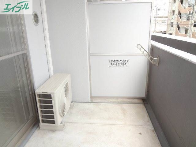 バルコニー　バルコニー