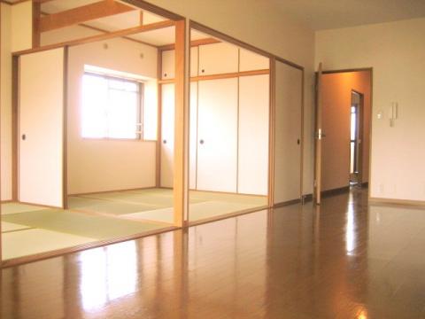 居室・リビング　リビング