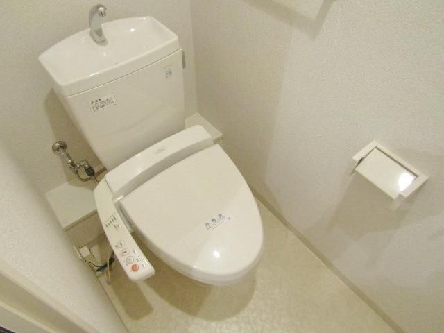 トイレ　★洗浄機付きトイレ★
