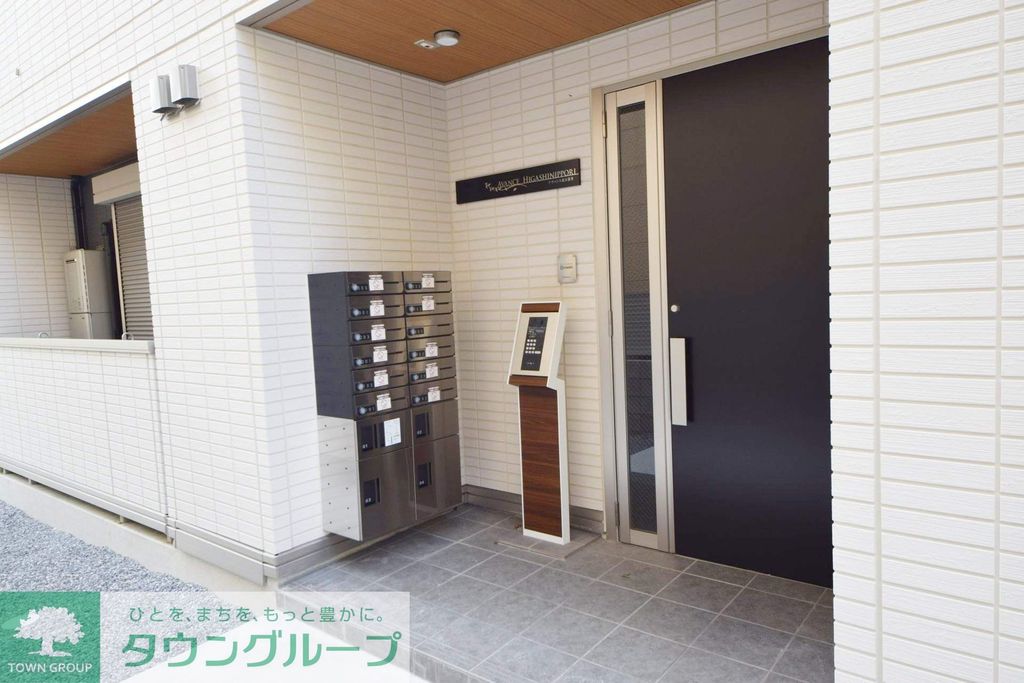 エントランス　エントランス