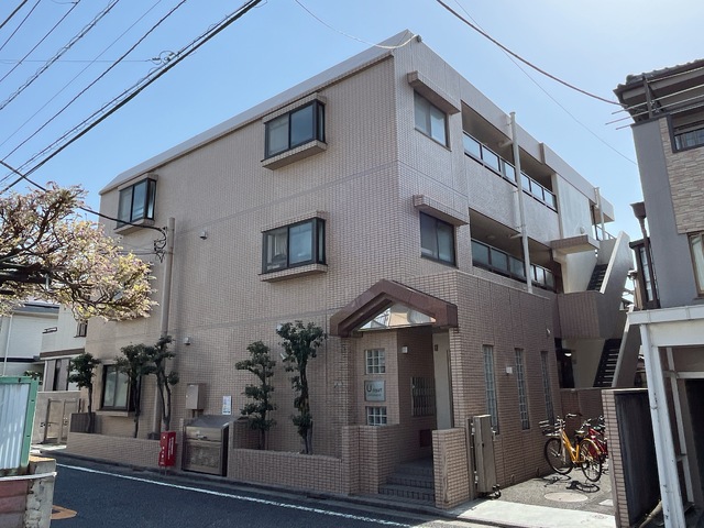 建物外観　ＲＣ造のオートロック付きマンション♪