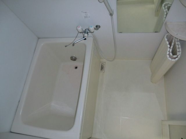 バス・シャワールーム　バスルーム