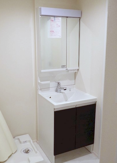 洗面設備　身支度に欠かせない独立洗面台♪