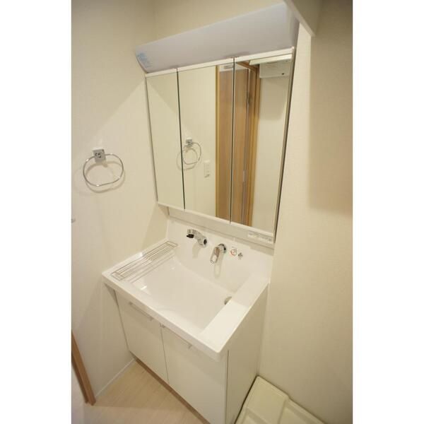 洗面設備　☆嬉しい独立洗面台☆