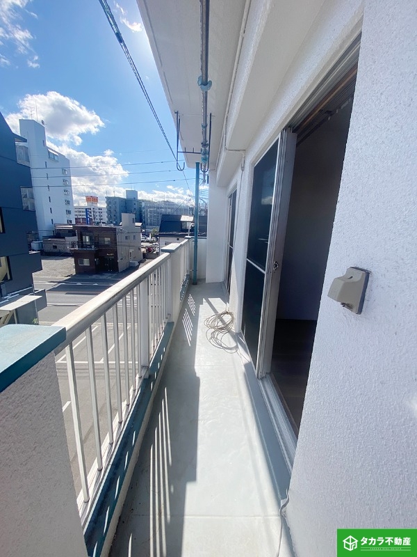 バルコニー　写真は３０１号