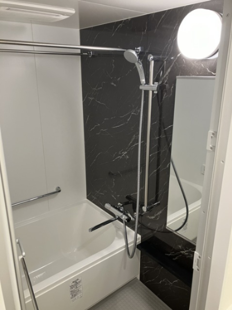 バス・シャワールーム　別部屋参考写真