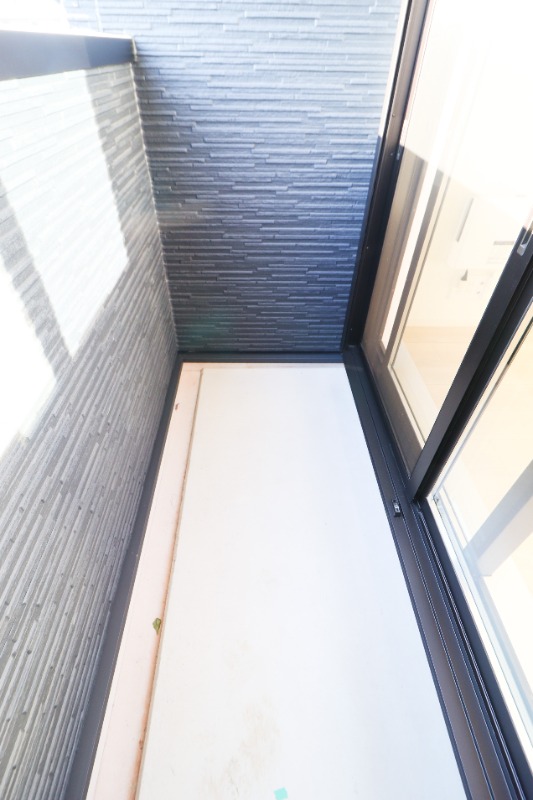 バルコニー　図面と現状に相違がある場合には現状を優先