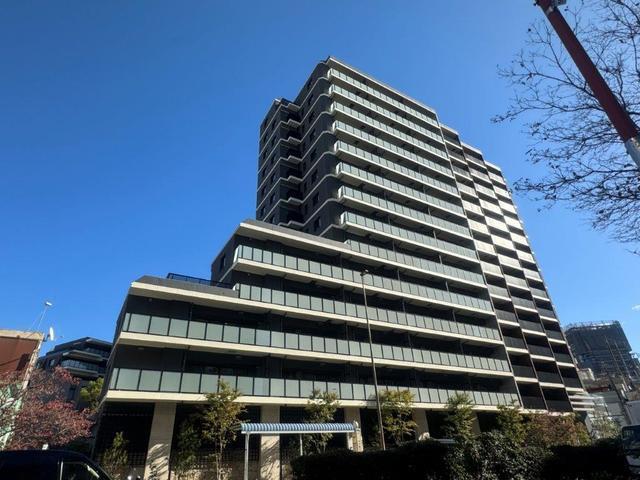 建物外観　ＲＣ造地下２階付地上１４階建