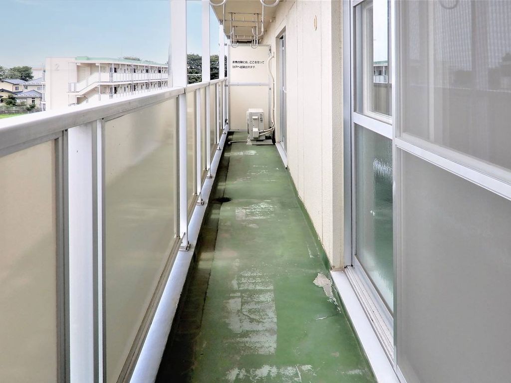 バルコニー　バルコニー