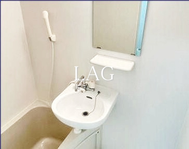 洗面設備　洗面台です。