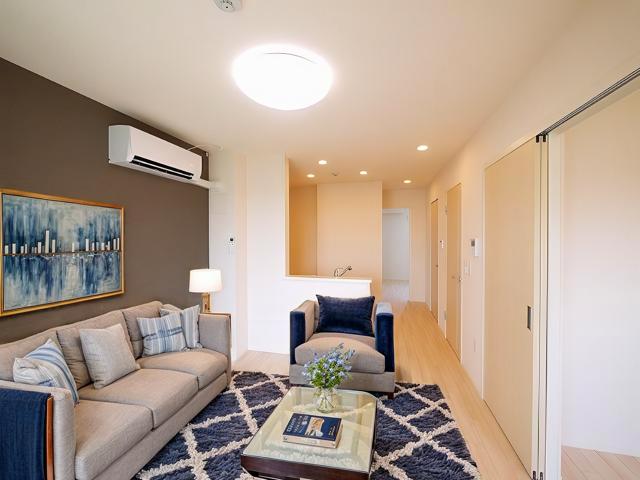 居室・リビング　CGで家具等を配置したもので家具等は含まれません。