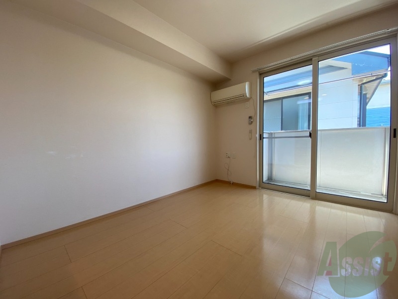 居室・リビング　ＬＤＫのお部屋になります。キレイですね！