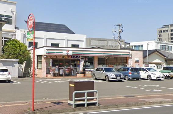 コンビニ　セブンイレブン（コンビニ）まで250m