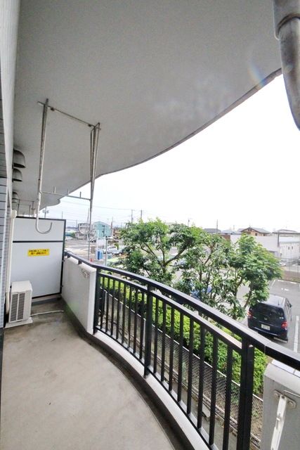 バルコニー　別部屋の同タイプ写真です。