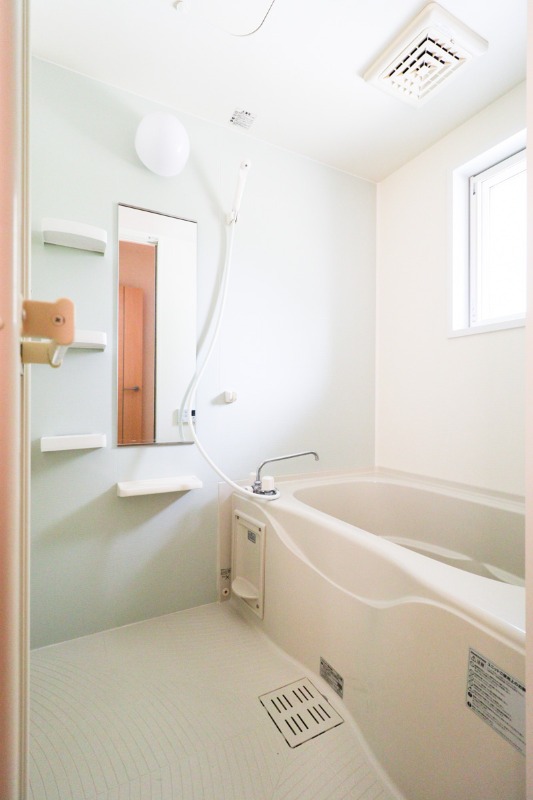 バス・シャワールーム　図面と現状に相違がある場合には現状を優先