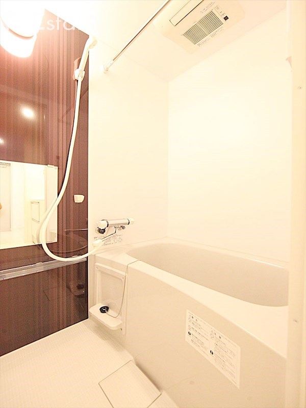 バス・シャワールーム　バスルーム　浴室乾燥