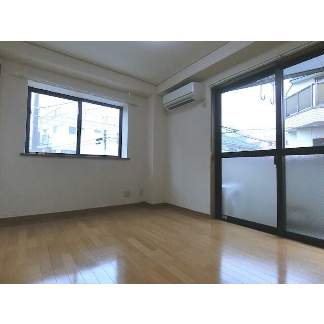 居室・リビング　※同間取り別部屋の参考写真です。