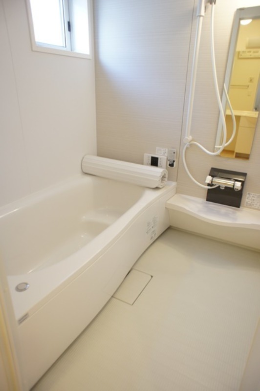 バス・シャワールーム　図面と現状に相違がある場合には現状を優先