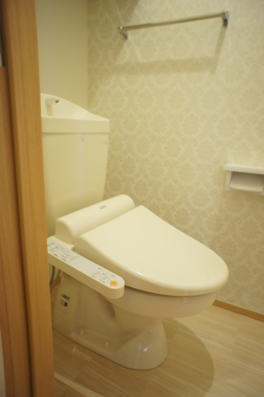 トイレ　図面と現状に相違がある場合には現状を優先