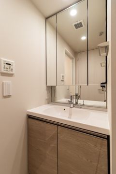 洗面設備　☆きれいな独立洗面台☆