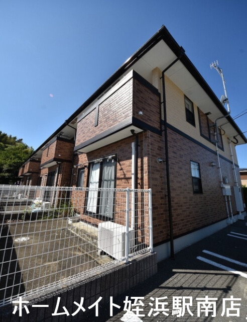 建物外観　★南東向きで日当り良好♪★