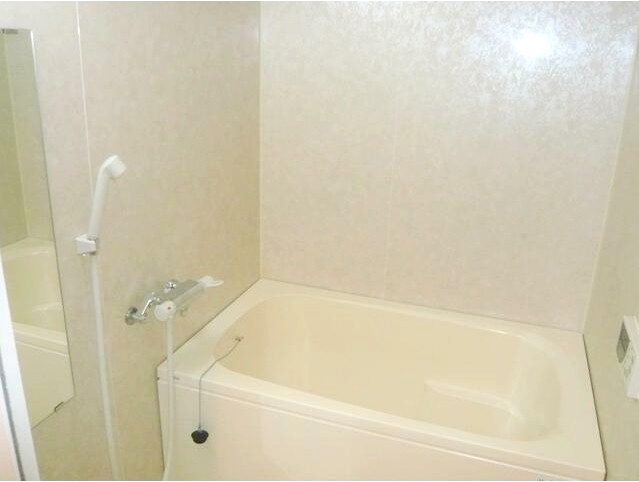 バス・シャワールーム　清潔感のある快適バスルーム♪