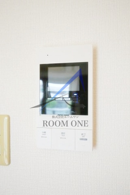 セキュリティ　モニター付きインターホンです。