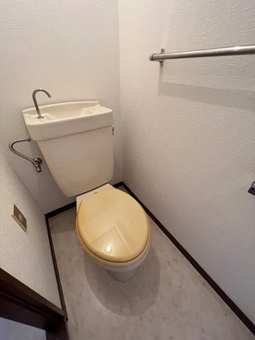 トイレ　落ち着いたトイレです