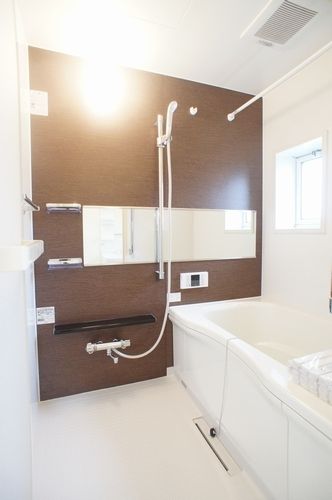 バス・シャワールーム　きれいなお風呂です