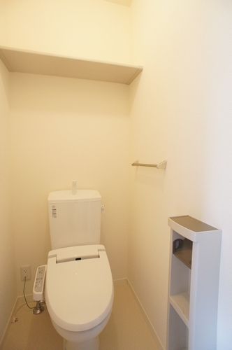 トイレ　落ち着いたトイレです