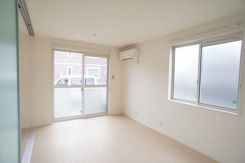 居室・リビング　居間です