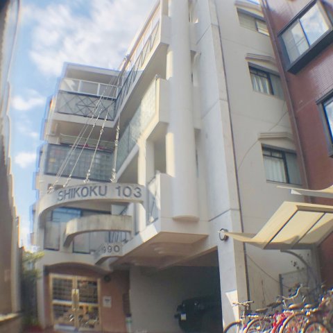 建物外観　オートロック完備♪