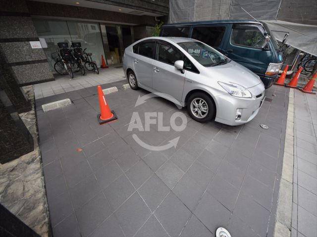 駐車場　エステムプラザ心斎橋IIノール・ロジェ　駐車場