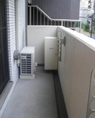 バルコニー　※別部屋の参考写真です。