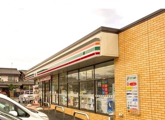 コンビニ　セブン-イレブン 岐阜福光西３丁目店（コンビニ）まで517m