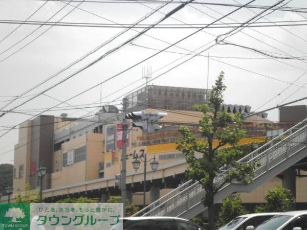 ショッピングセンター　トレッサ横浜（ショッピングセンター）まで2400m