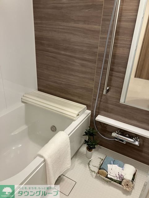 バス・シャワールーム　※写真は同タイプ住戸です。