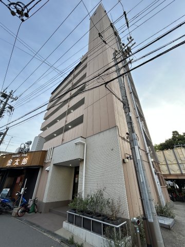 建物外観　外観は落ち着いています