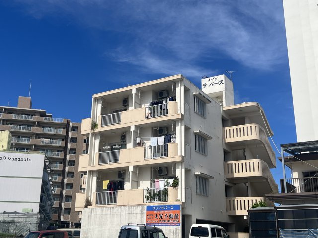 建物外観　※室内写真は別のお部屋の写真を使用しております。