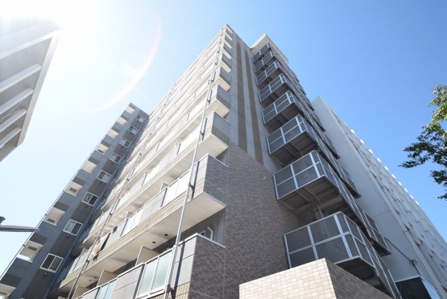 建物外観　2007年築の人気大型マンション！