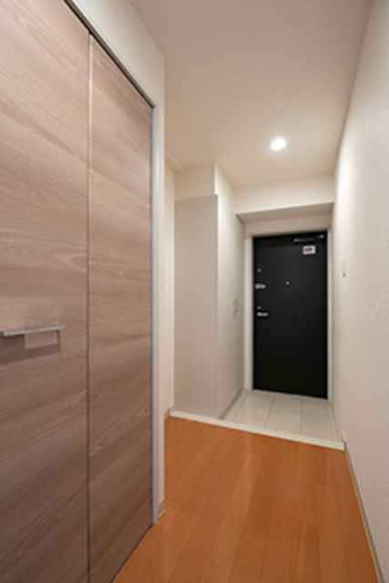 玄関　※写真は同タイプ住戸です。